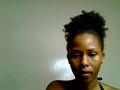 Sexy strawberina online show from July 1, 11:56 am