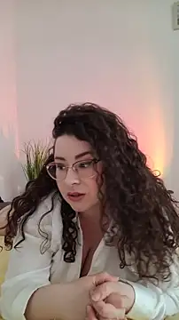 Elissa Floyd   online show from June 17, 7:22 am