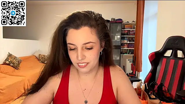Snapshot of SweetFenomen67 chatting on June 19, 5:17 pm SweetFenomen67 online show from June 19, 5:17 pm