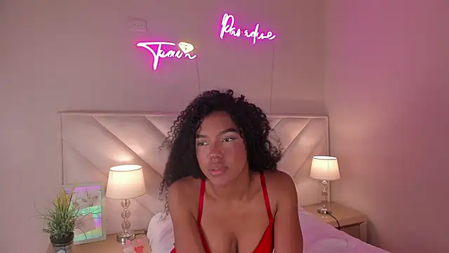 tyla stp online show from June 13, 6:28 pm