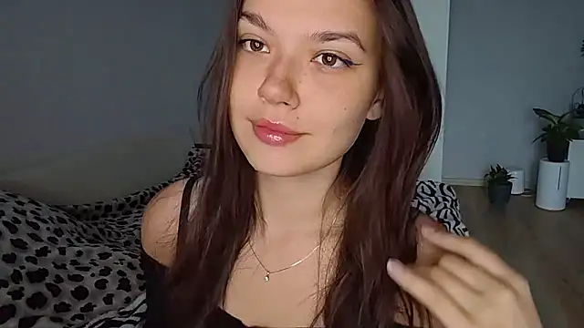 Vicki queen online show from June 19, 5:12 am