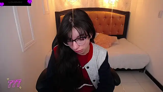 Allyshon  online show from July 4, 8:04 pm