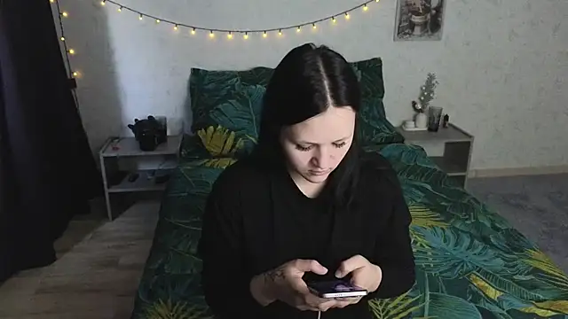 Snapshot of Tori_cute chatting on July 3, 2:29 am Tori cute online show from July 3, 2:29 am