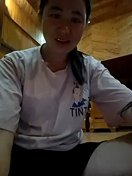Snapshot of Mila_00 chatting on June 5, 1:06 pm Mila 00 online show from June 5, 1:06 pm