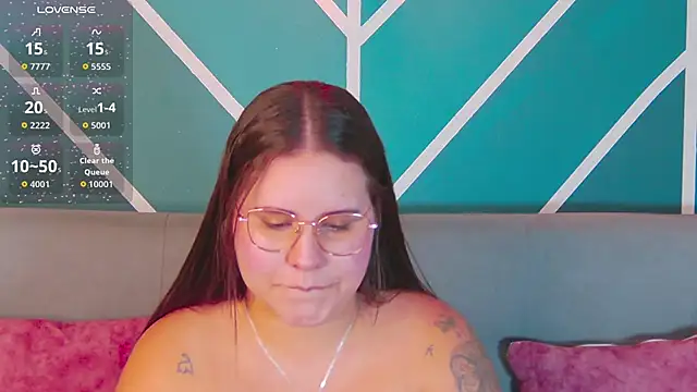 Lia Avalon online show from June 6, 12:21 pm