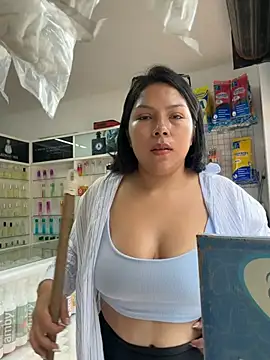 Snapshot of ISABELLA__LUNA chatting on July 9, 12:20 pm ISABELLA LUNA online show from July 9, 12:20 pm