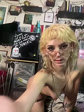 xxxspitwitch online show from June 2, 3:19 am