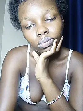 Snapshot of Sexymaurine chatting on June 24, 11:26 pm Sexymaurine online show from June 24, 11:26 pm