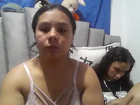 Snapshot of Amber_rose17 chatting on June 7, 2:59 am Amber rose17 online show from June 7, 2:59 am