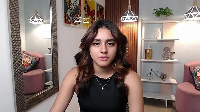 Snapshot of _Lucy_Grey_ chatting on June 25, 11:04 am Lucy Grey online show from June 25, 11:04 am