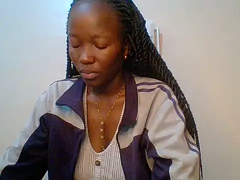 Shania loveer online show from May 31, 1:29 pm