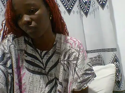 Shania loveer online show from July 1, 6:40 pm