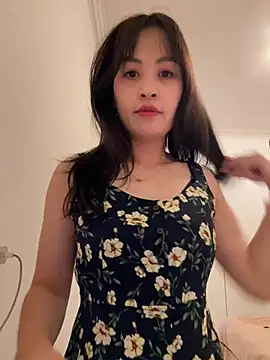 yangyang 218 online show from May 21, 4:19 am