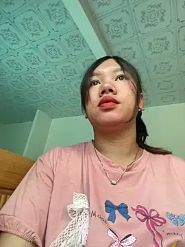 Snapshot of Suki-love chatting on June 25, 2:55 am Suki-love online show from June 25, 2:55 am