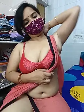 Snapshot of shalini_gupta05 chatting on June 14, 3:47 pm shalini gupta05 online show from June 14, 3:47 pm