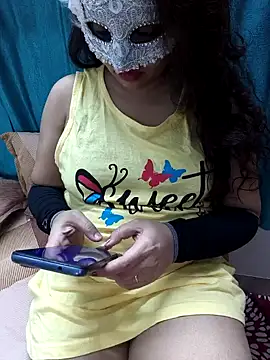 Snapshot of kavyabhabhi chatting on June 13, 9:51 am kavyabhabhi online show from June 13, 9:51 am