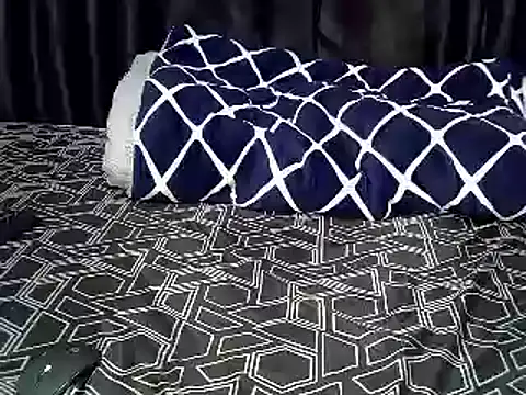 ebonycurvedass online show from July 3, 5:14 am
