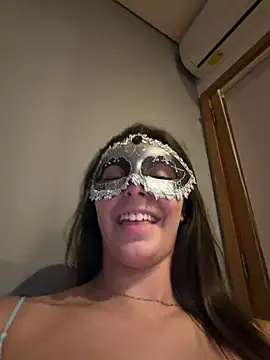 Snapshot of Candy_lyx chatting on July 7, 10:03 pm Candy lyx online show from July 7, 10:03 pm