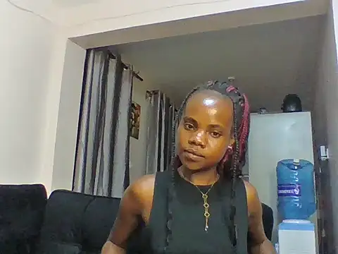 Snapshot of cythuu03 chatting on June 3, 10:15 pm cythuu03 online show from June 3, 10:15 pm