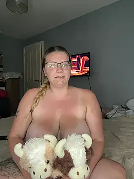 LucieLouBabe online show from July 13, 10:23 pm
