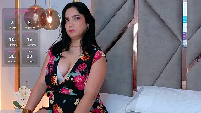 Laurent-Rose online show from June 26, 1:26 pm