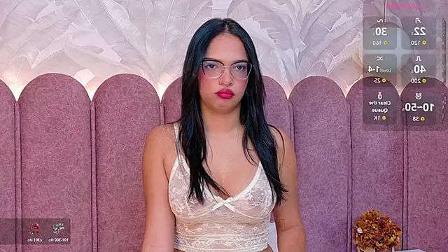Maddy-Dove online show from June 20, 3:53 am