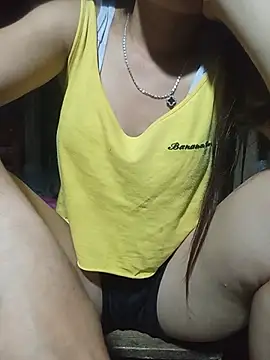 Snapshot of Heryy_xx chatting on June 15, 9:06 pm Heryy xx online show from June 15, 9:06 pm