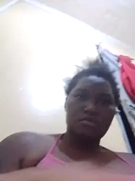 Snapshot of Cute-mish chatting on July 8, 11:31 pm Cute-mish online show from July 8, 11:31 pm