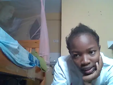 Snapshot of aliana082169 chatting on July 5, 7:59 am aliana082169 online show from July 5, 7:59 am