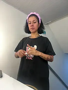 Snapshot of Valkiriia_wiine chatting on June 7, 11:30 pm Valkiriia wiine online show from June 7, 11:30 pm