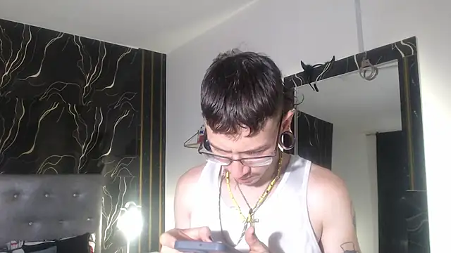 Ryan Owenss online show from July 2, 3:06 am