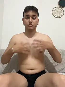 Snapshot of imjustaboyy1 chatting on July 5, 11:34 pm imjustaboyy1 online show from July 5, 11:34 pm