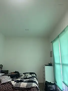 lulupiecitosamor online show from June 17, 11:23 am