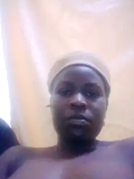 Snapshot of Africana255 chatting on May 27, 1:35 am Africana255 online show from May 27, 1:35 am