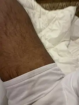 sexy man 22 online show from May 23, 5:28 pm