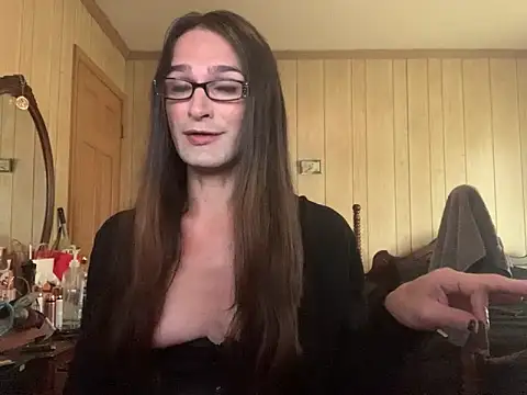 Snapshot of hexthebinary chatting on May 28, 4:15 pm hexthebinary online show from May 28, 4:15 pm