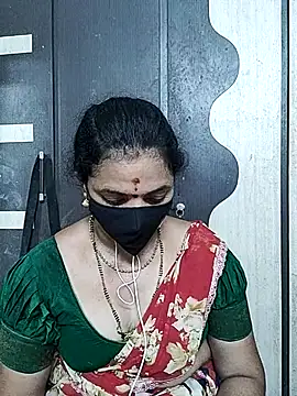 Snapshot of Leela_555 chatting on May 30, 2:25 pm Leela 555 online show from May 30, 2:25 pm