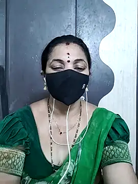 Snapshot of Leela_555 chatting on June 2, 6:26 am Leela 555 online show from June 2, 6:26 am
