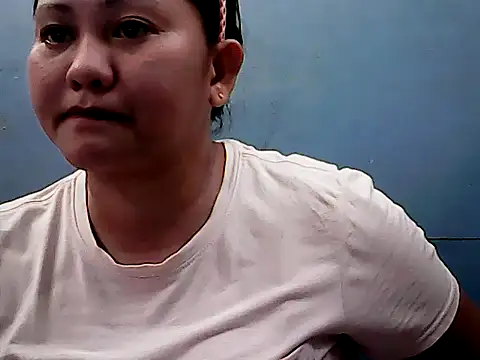 Snapshot of Irisshinn chatting on July 15, 5:45 am Irisshinn online show from July 15, 5:45 am