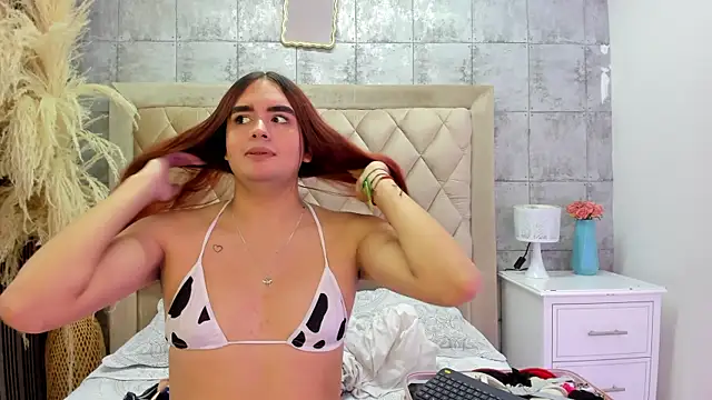 CleoFoxxx  online show from June 10, 12:59 pm