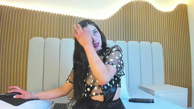 Snapshot of Rosa_Aura chatting on July 8, 3:22 am Rosa Aura online show from July 8, 3:22 am
