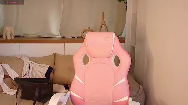 Snapshot of Rose_Desiree chatting on July 24, 11:08 am Rose Desiree online show from July 24, 11:08 am