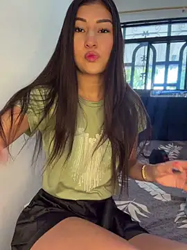 Snapshot of Aylin-fire chatting on July 4, 6:47 pm Aylin-fire online show from July 4, 6:47 pm
