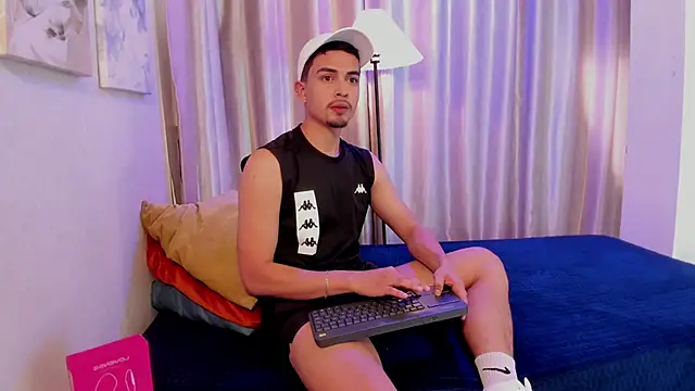 willy diamond online show from June 10, 7:02 pm