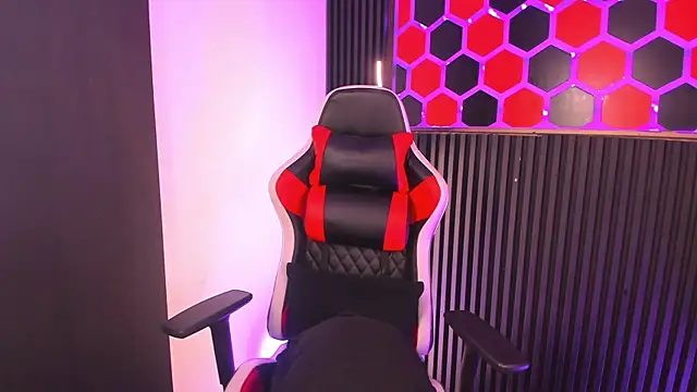 SantyFoxxs online show from June 21, 3:31 am