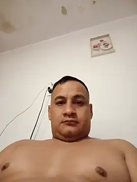 sergioyleo online show from August 9, 5:01 am