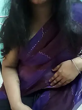 Snapshot of roopa__ chatting on May 30, 8:55 am roopa online show from May 30, 8:55 am