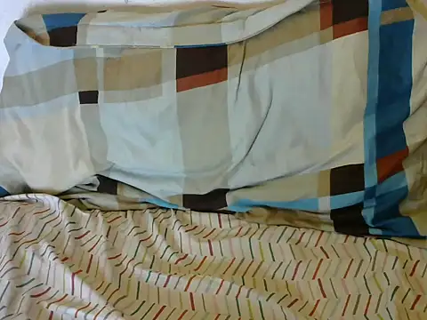 Snapshot of wetquick22 chatting on June 22, 9:50 am wetquick22 online show from June 22, 9:50 am