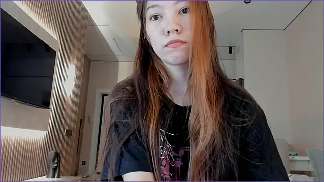 angel cakee online show from July 16, 1:06 pm