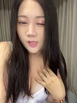 Snapshot of Luckysisi-s chatting on June 25, 1:04 pm Luckysisi-s online show from June 25, 1:04 pm